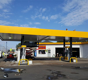 Whether it's a reimage of one gas station or hundreds, SARLO Corporation is the right choice. Leverage our industry relationships, experience and skilled workforce to get the best result possible from your gas station conversion.